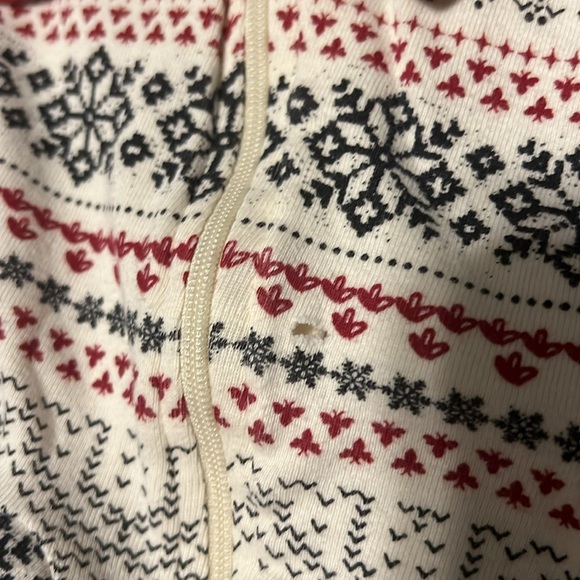 Burt’s Bee Baby holiday fam jams - Picture 4 of 4